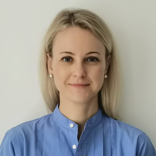 Dr Claudia Cosgrove